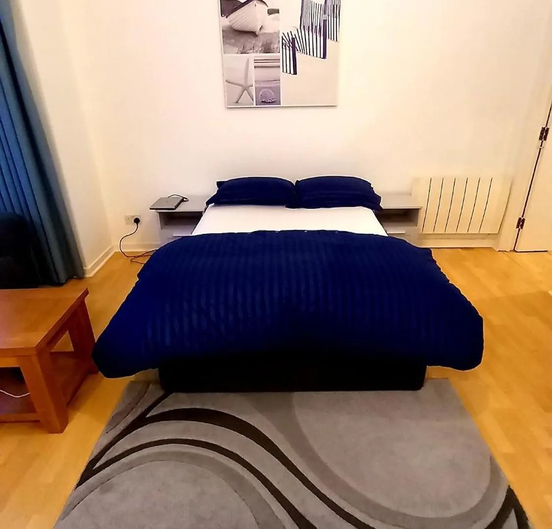 Cosy Studio Canary Wharf Londres